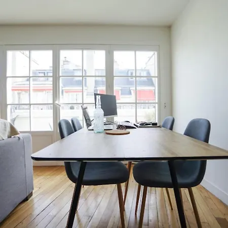 Very Nice Flat Near The Trocadero - Balcony Paris